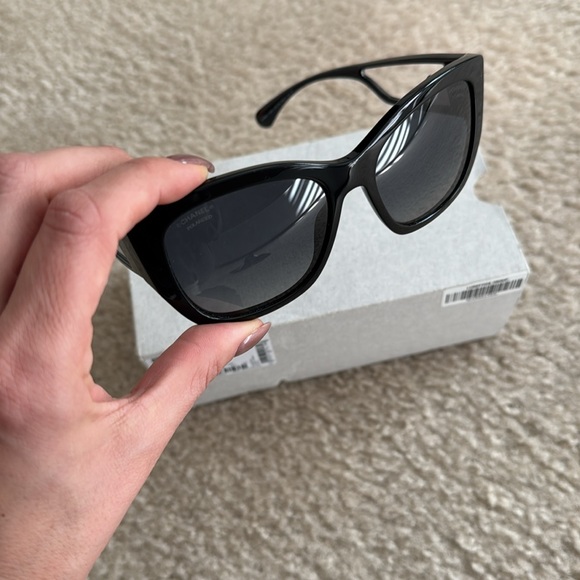 Chanel sunglasses black grey gradient polarized 0CH5429 - Picture 5 of 9